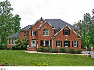 14400 Yankeetown Rd, Ashland, VA 23005