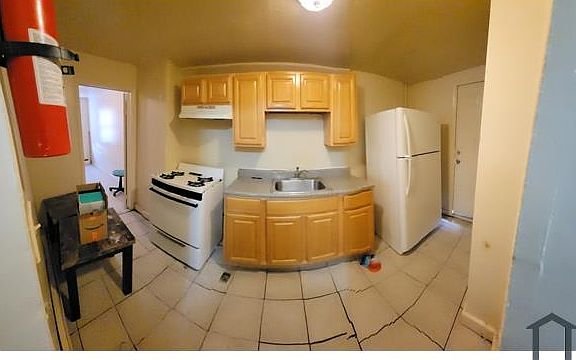 5th image of 191 Targee St Floor 1