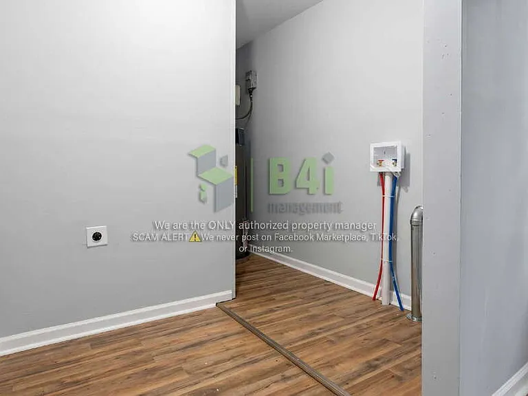 663 Williams St — Photo 15