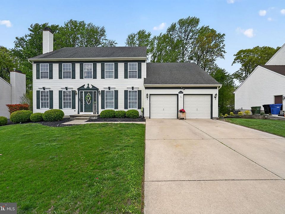 1st image of 4 Patriot Ln
