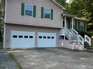 19 Red Top Cir, Emerson, GA 30137