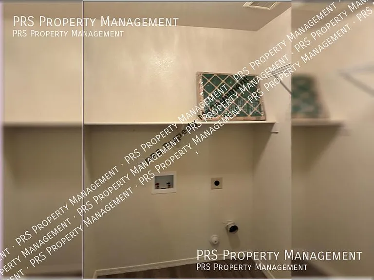 5211 W Glenview Pl — Photo 10