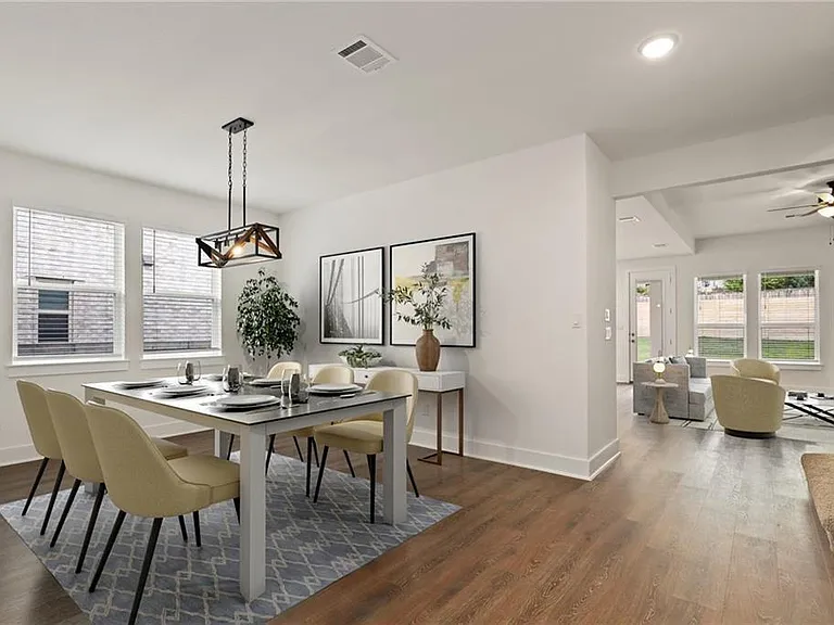 1821 Donetto Dr — Photo 33