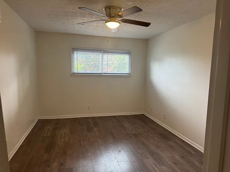 1301 Cherokee Rd #5 — Photo 3