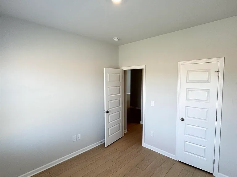 22733 Dashwood Ln — Photo 10