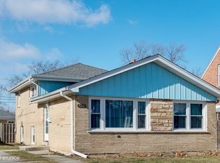 4218 Grove Ave, Brookfield, IL 60513