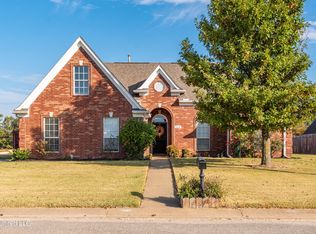 4334 Carroll Dr W, Horn Lake, MS 38637