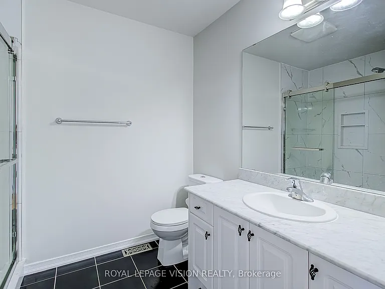 72 Jeanette St — Photo 18