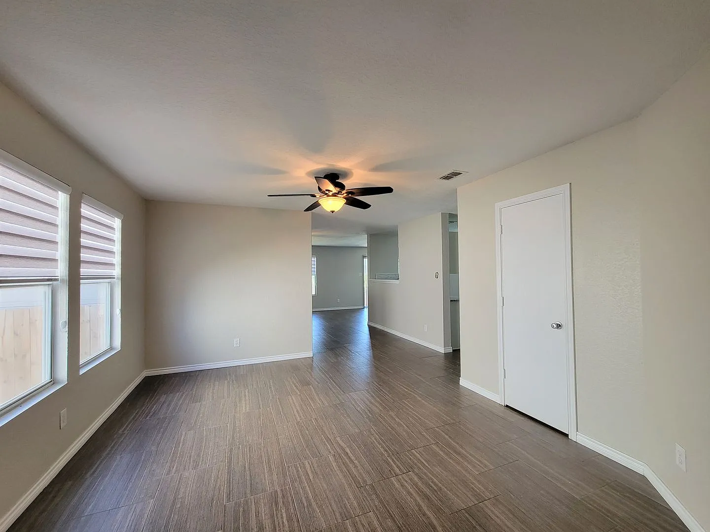Spacious 4BR/3.5BA Home with TWO Primary Suites | W/D Included | in Amberwood Subdivision! — Photo 4