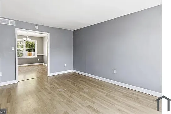 4 bed, $3,000 — Photo 2