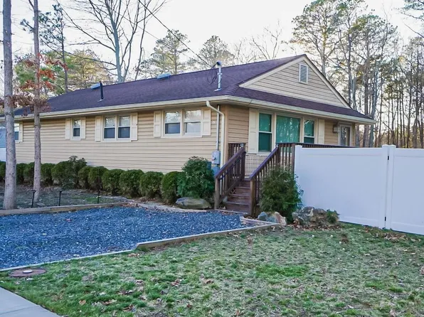 203 Carver Ave, Egg Harbor Township, NJ 08234
