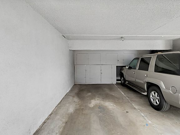 5th image of 1424 12th St #1424F