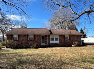 110 Renola Dr, Archdale, NC 27263