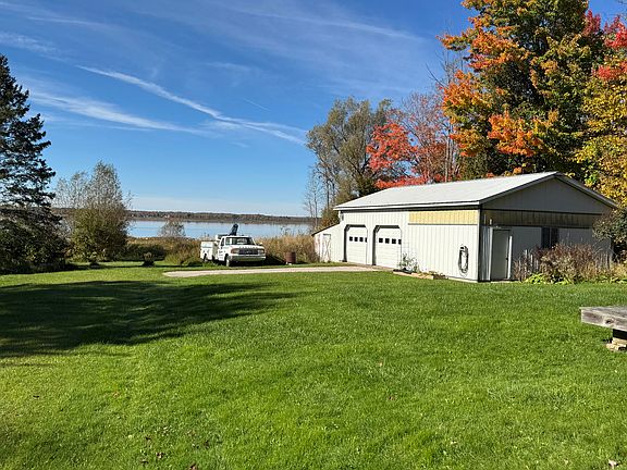 5th image of 3584 S Westshore Dr
