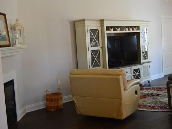 5th image of 4027 Soundpointe Dr
