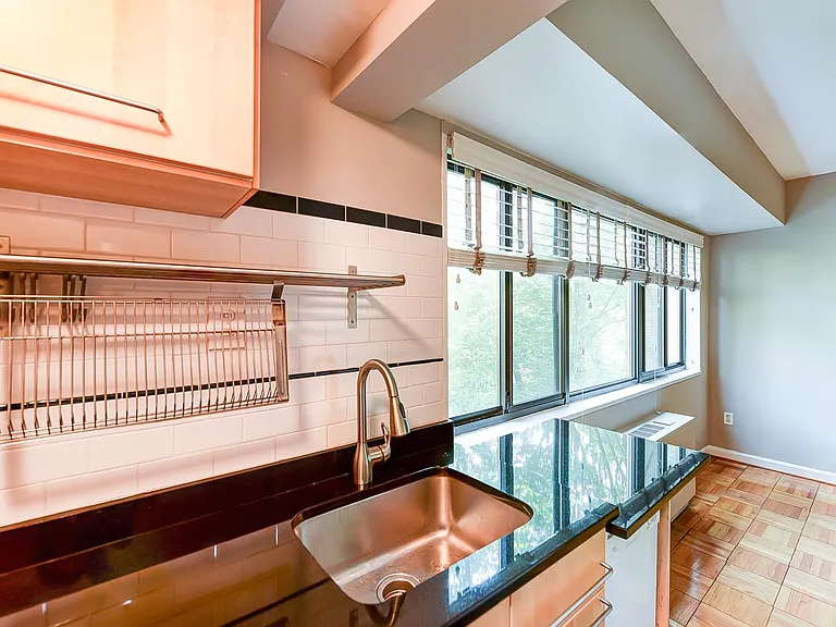 3701 Connecticut Ave NW #404 — Photo 2