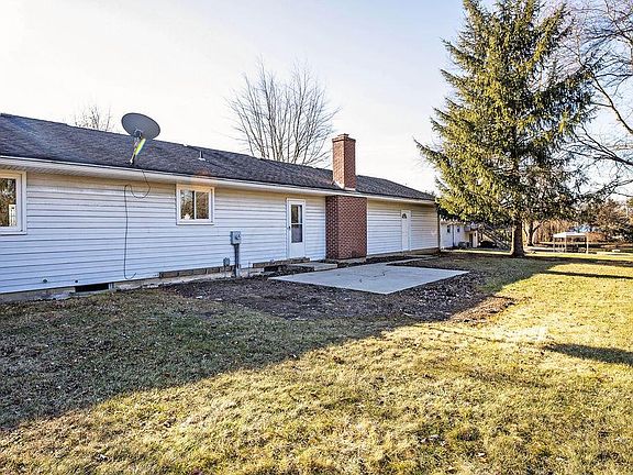 3rd image of 201 Orangewick Dr N