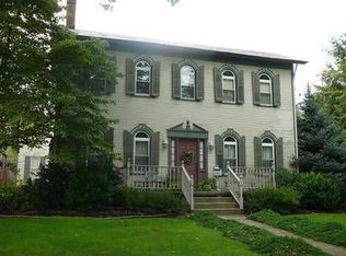 564 River Rd, Beaver, PA 15009