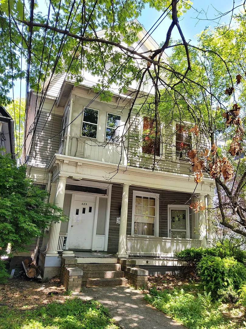 485 S Franklin — Photo 1