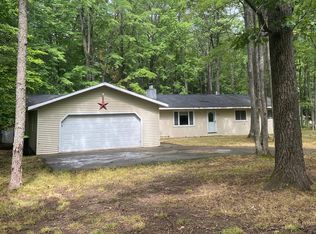 118 Dayton St, Roscommon, MI 48653