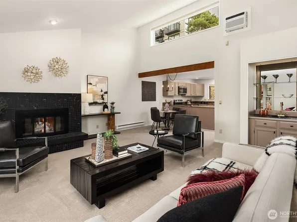 210 Boylston Avenue E #304, Seattle, WA 98102