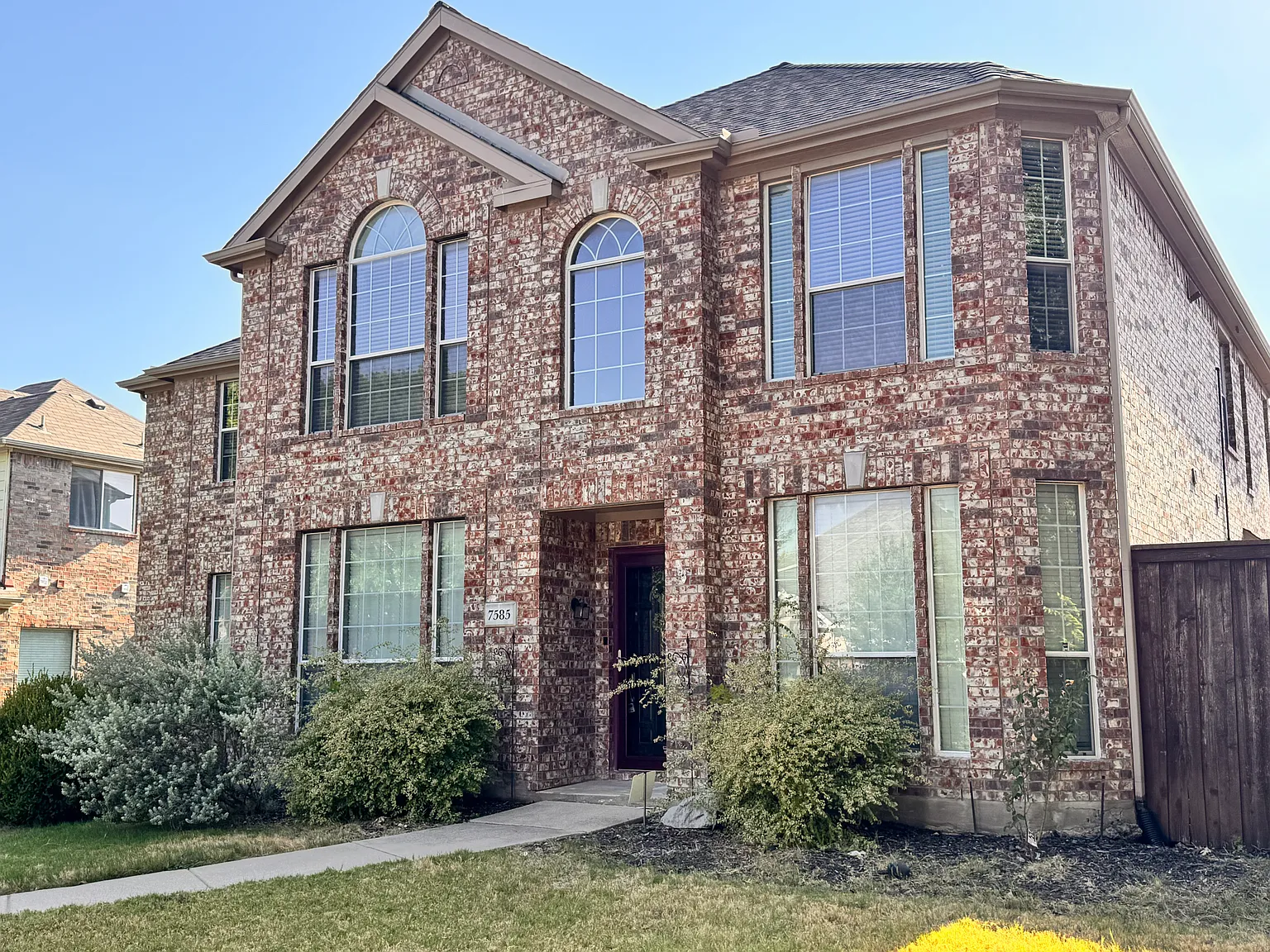 4 bed, 2985 sqft, $3,250 — Photo 2