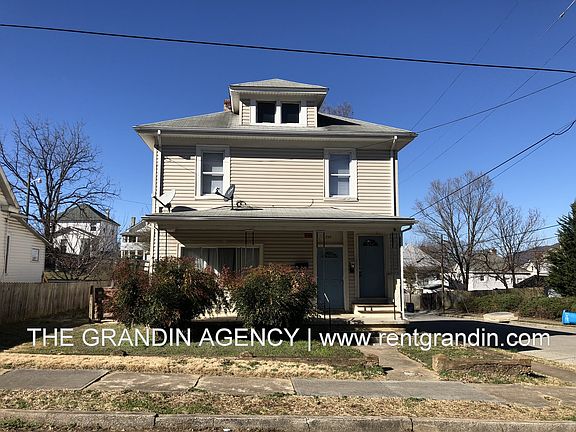 3rd image of 732 Mountain Ave SE #B