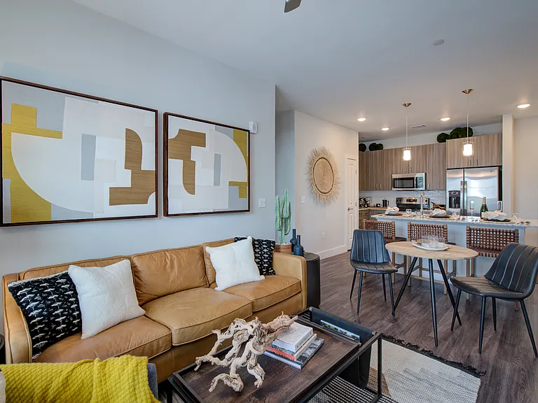 Overture Albuquerque 55+ Active Adult Apartment Homes — Photo 28