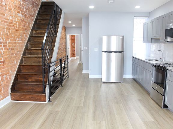 2nd image of 3320 N Park Ave #2