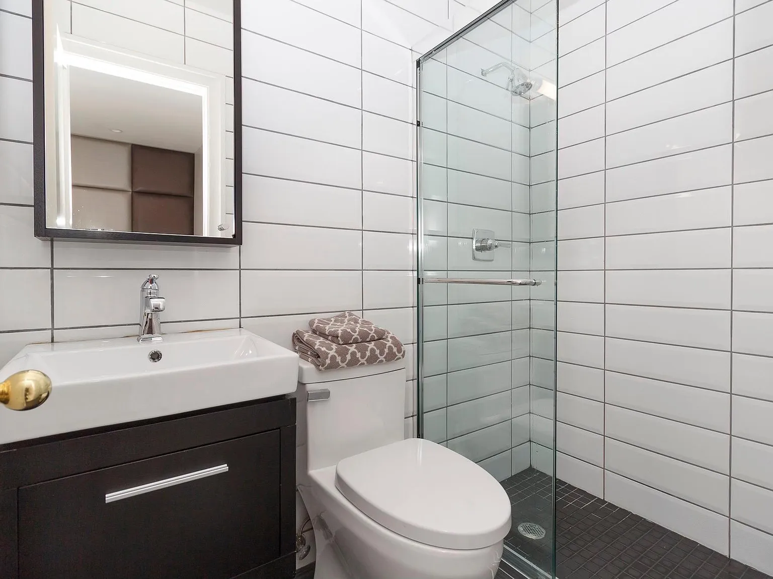 3 bed, 1300 sqft, $5,000 — Photo 4