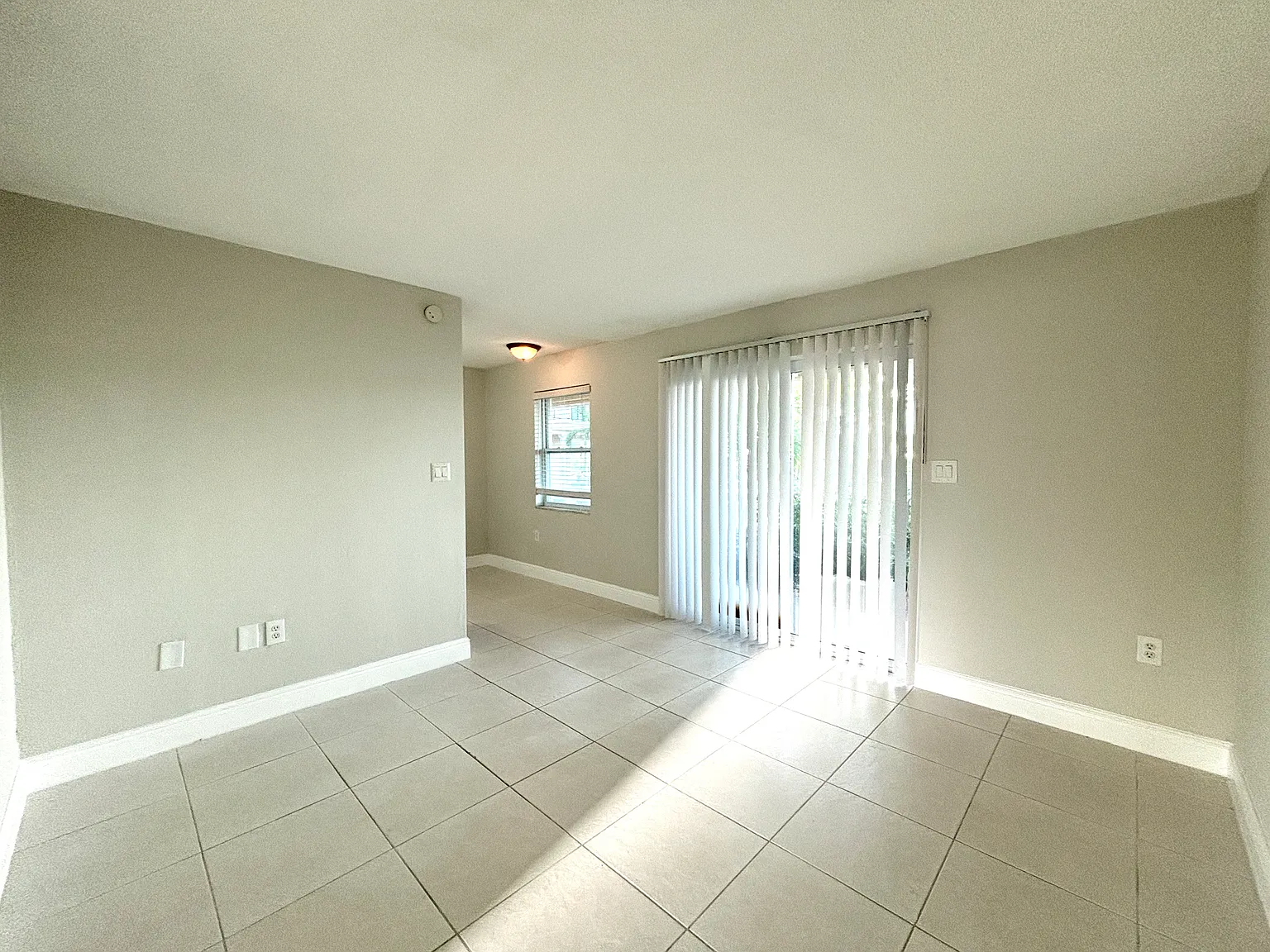 S Spring Blvd, Tarpon Springs — Photo 3