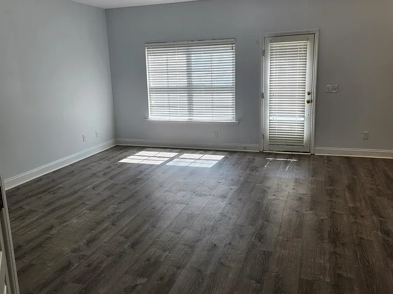 330 Large Oak Loop — Photo 4