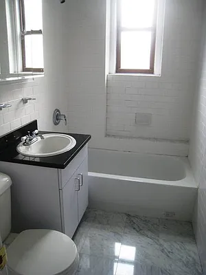 Rented by City Connections Realty | media 6