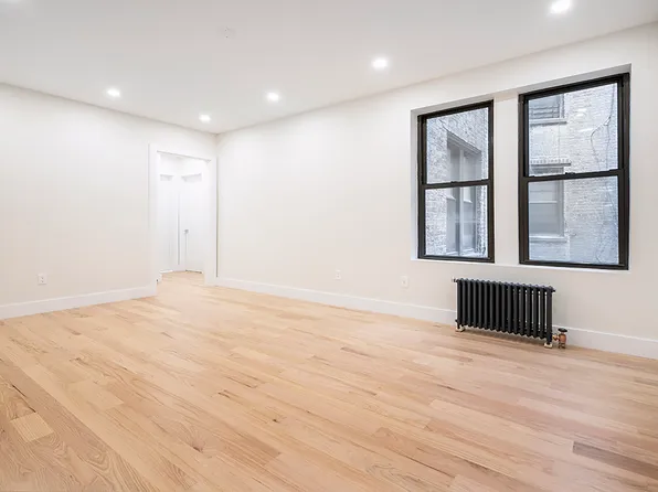 325 East 80th Street image 4 of 14