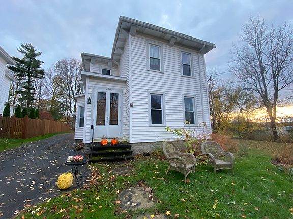 200 Clinton St, Fayetteville
