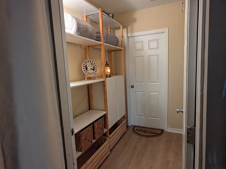 313 E Church St — Photo 16