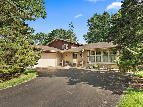 540 Meadow Ave, Frankfort, IL 60423
