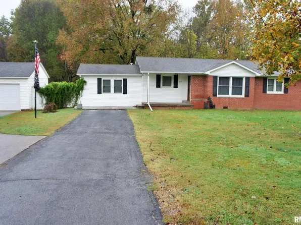 830 Lowery Dr, Joppa, IL 62953