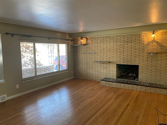 2nd image of 8150 Bellarine Dr