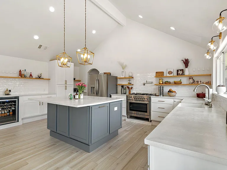 3008 N Britain Rd — Photo 6