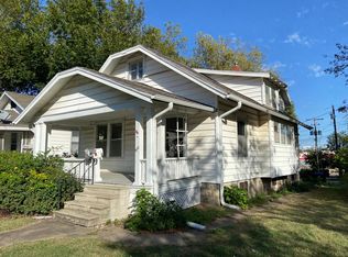 972 SW Lindenwood Ave, Topeka, KS 66606