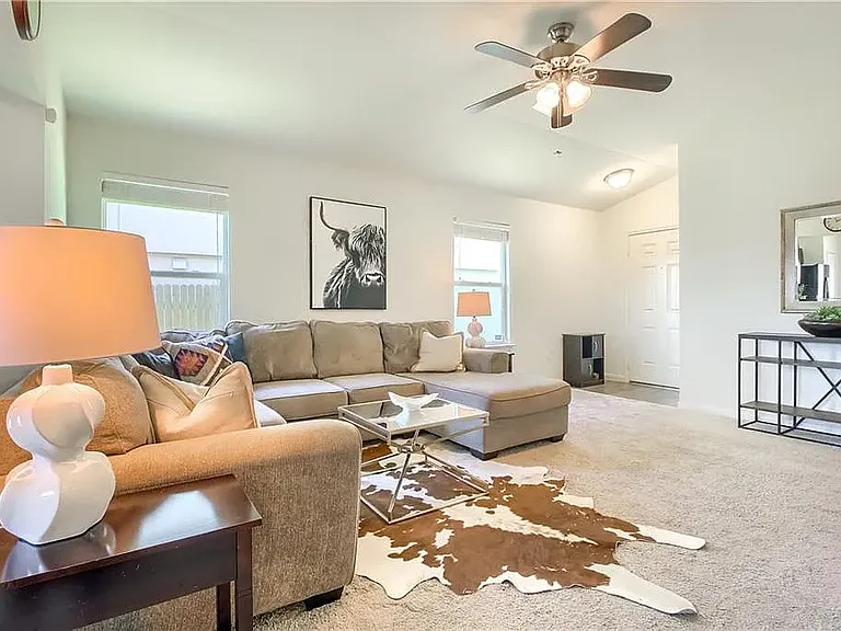 13817 Sierra Wind Ln — Photo 4