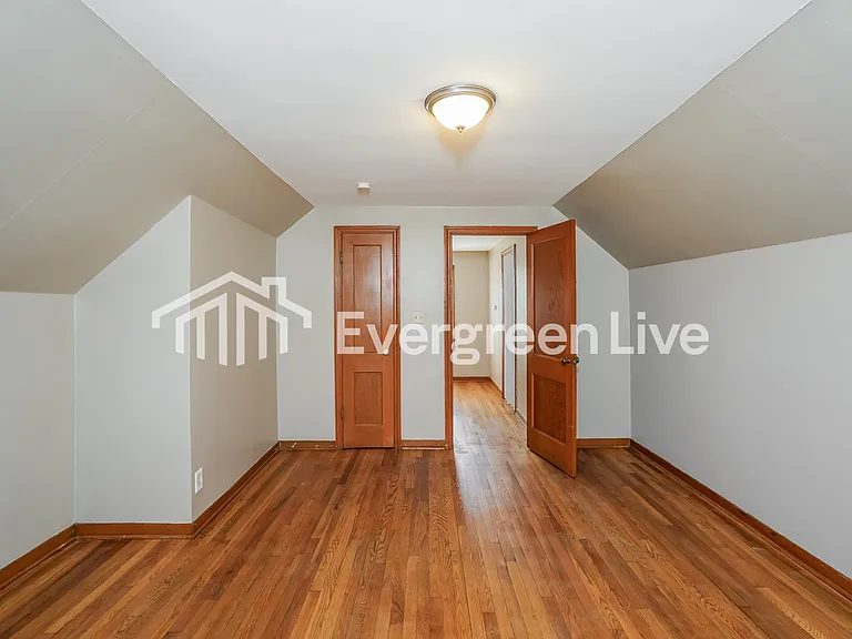 4344 N 52nd St — Photo 8