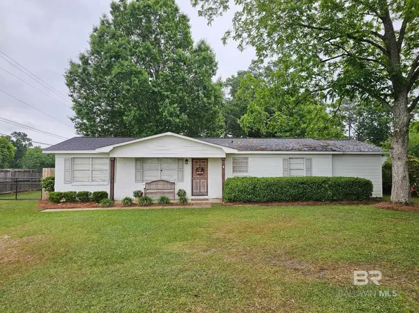 23218 Pecan St, Robertsdale, AL 36567