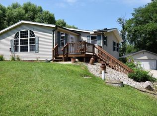 W1028 Hooper Rd, Palmyra, WI 53156