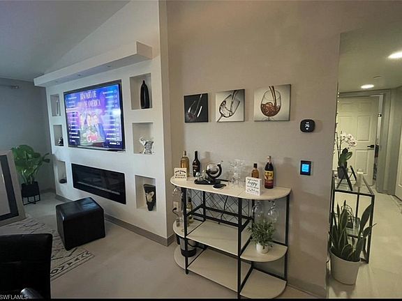 2nd image of 8274 Key Royal Cir APT 1033