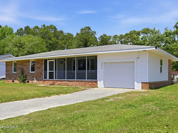 221 Charles Creek Rd Ext, Sneads Ferry, NC 28460