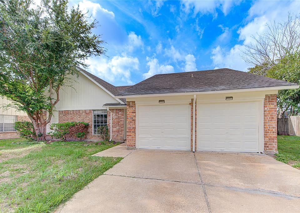 1st image of 5723 Fairview Forest Dr