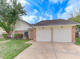 5723 Fairview Forest Dr, Houston, TX 77088