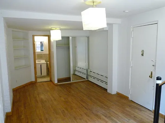 Rented by Chartwell Manhattan Realty | media 12